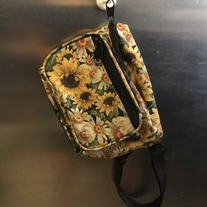 DICKIES sunflower and daisy fanny pack